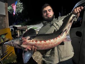 Осетр с икрой в пятницу!